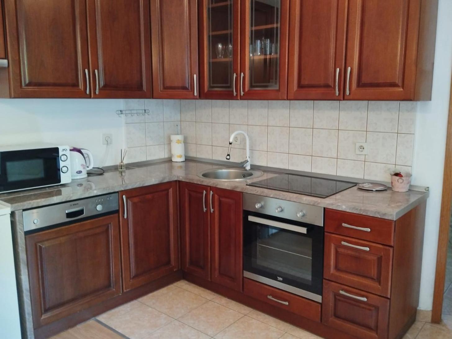 Pelivan Apartments Каштела Экстерьер фото