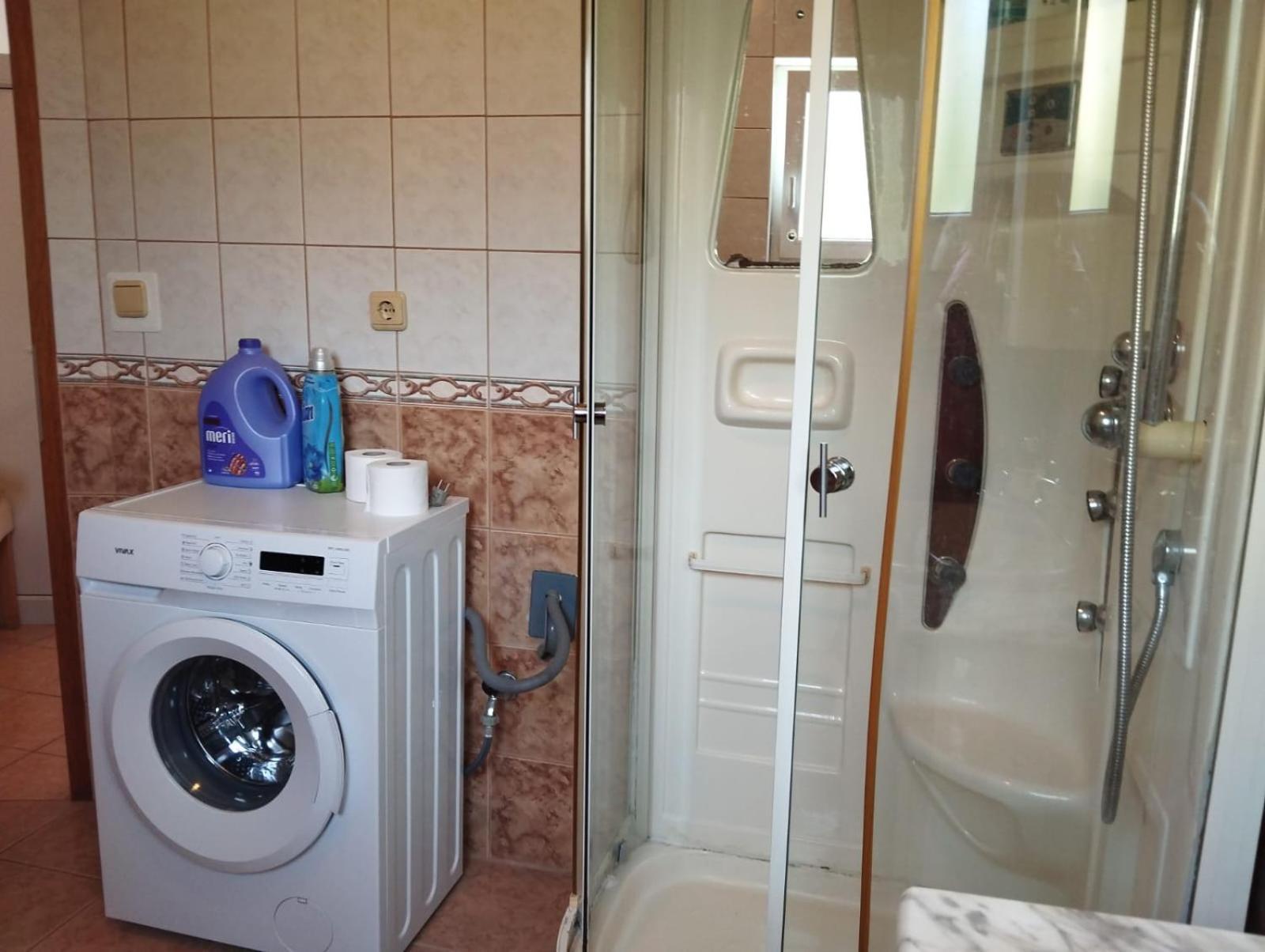 Pelivan Apartments Каштела Экстерьер фото